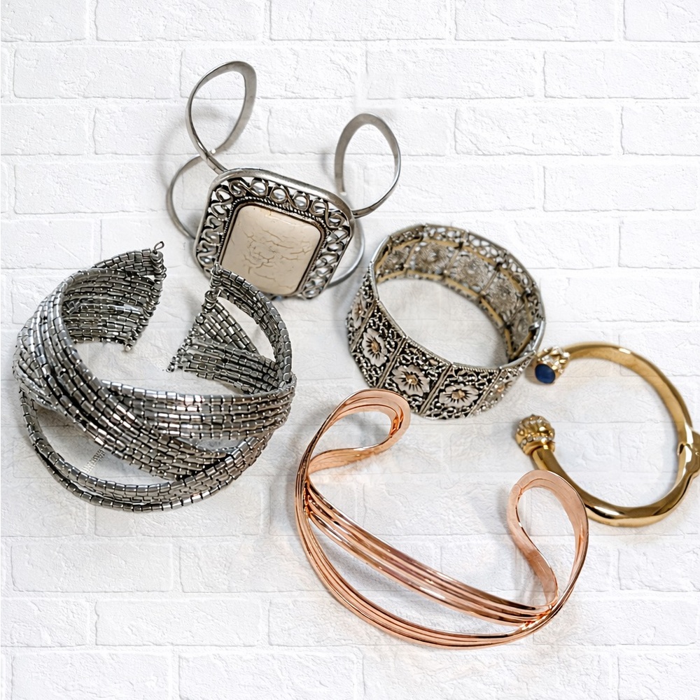 Set of 5 Chic Silver and Gold Bracelet Collection